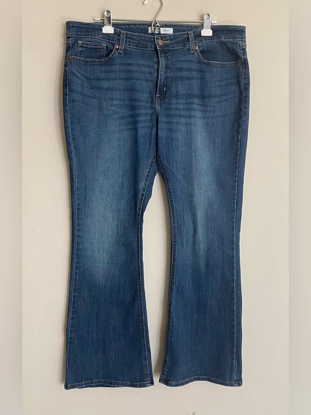 Signature by Levi Strauss
